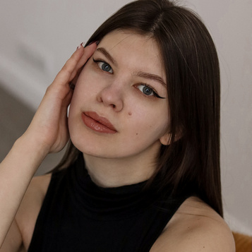 Анастасия Комаровская